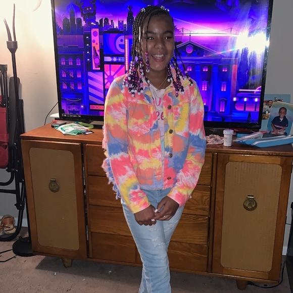 Meet your Posher, Julian - Picture 2 of 4